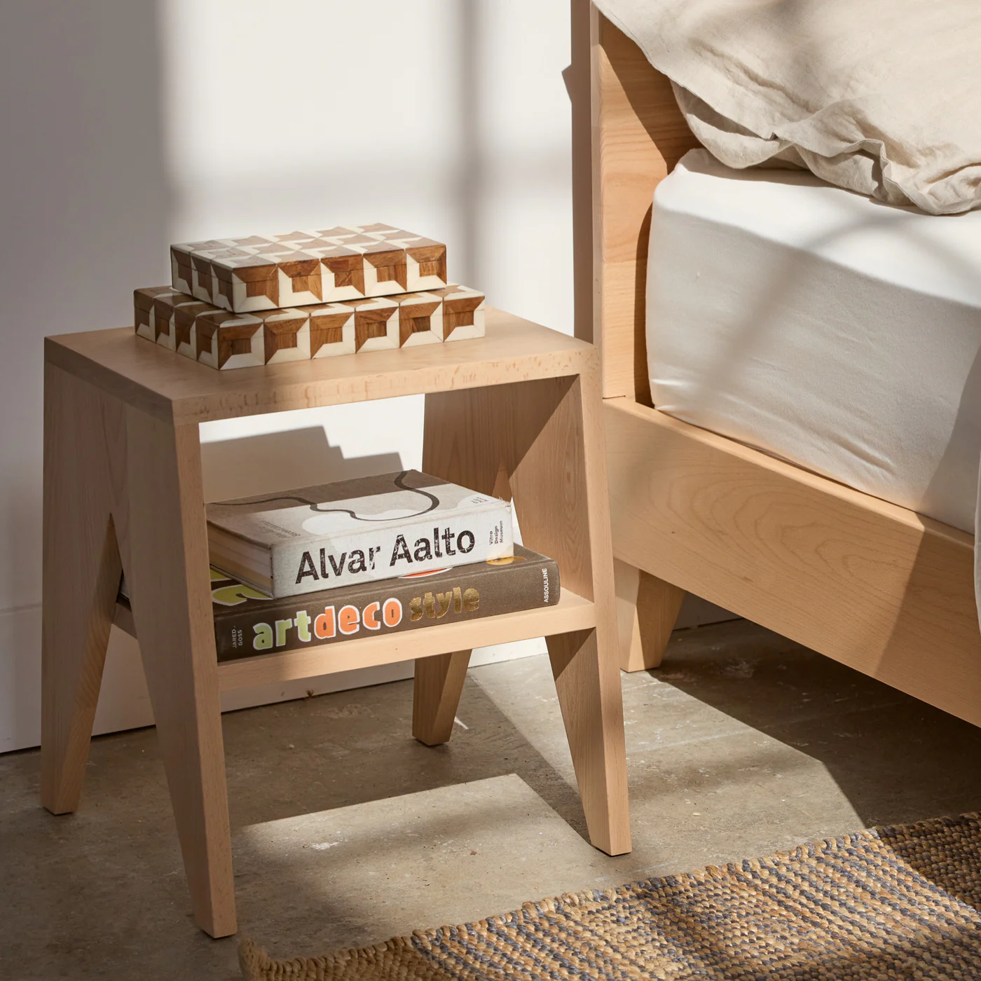 City Nightstand - Image 4