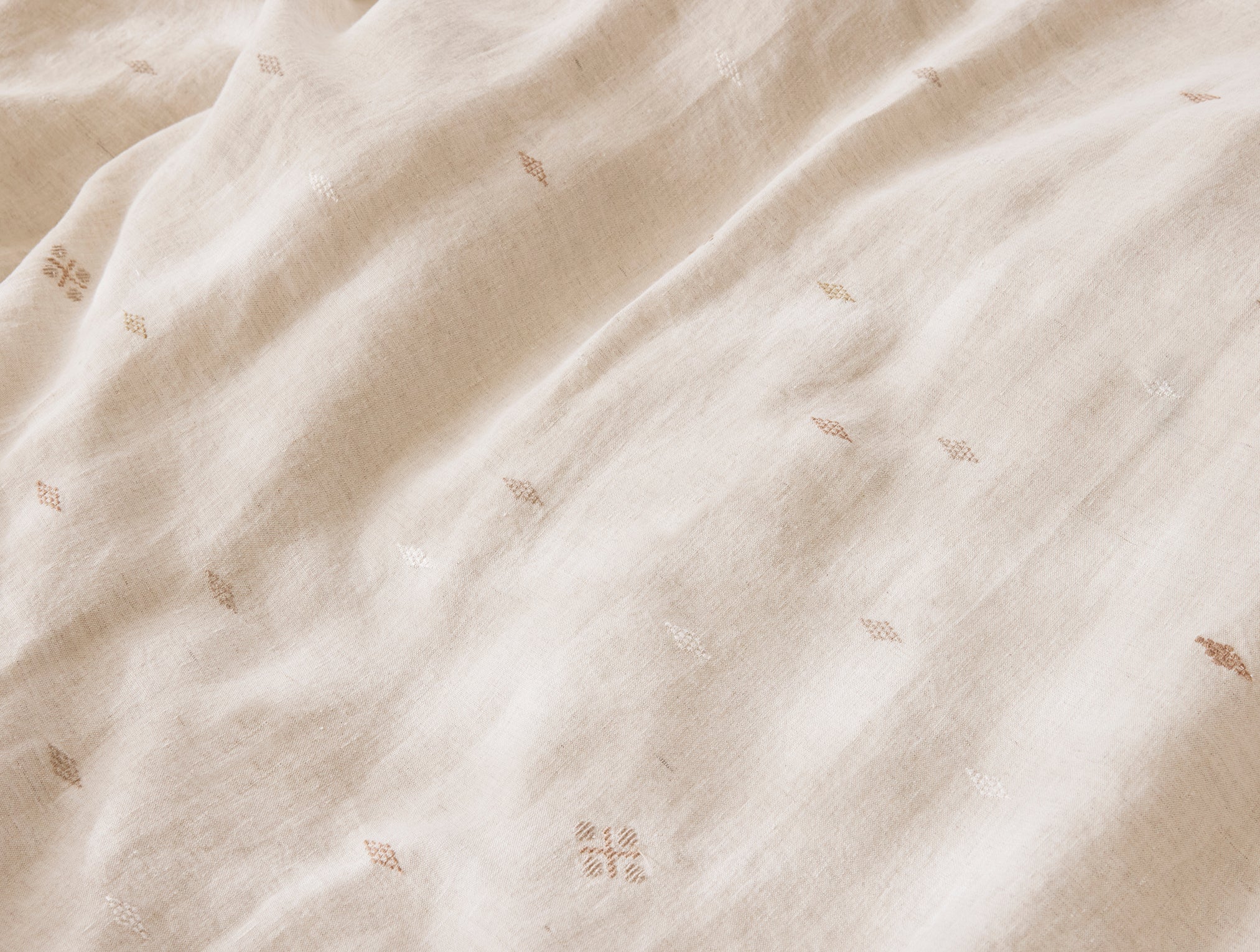 Coyuchi Cambria Embroidered Organic Linen Duvet Cover - Image 3