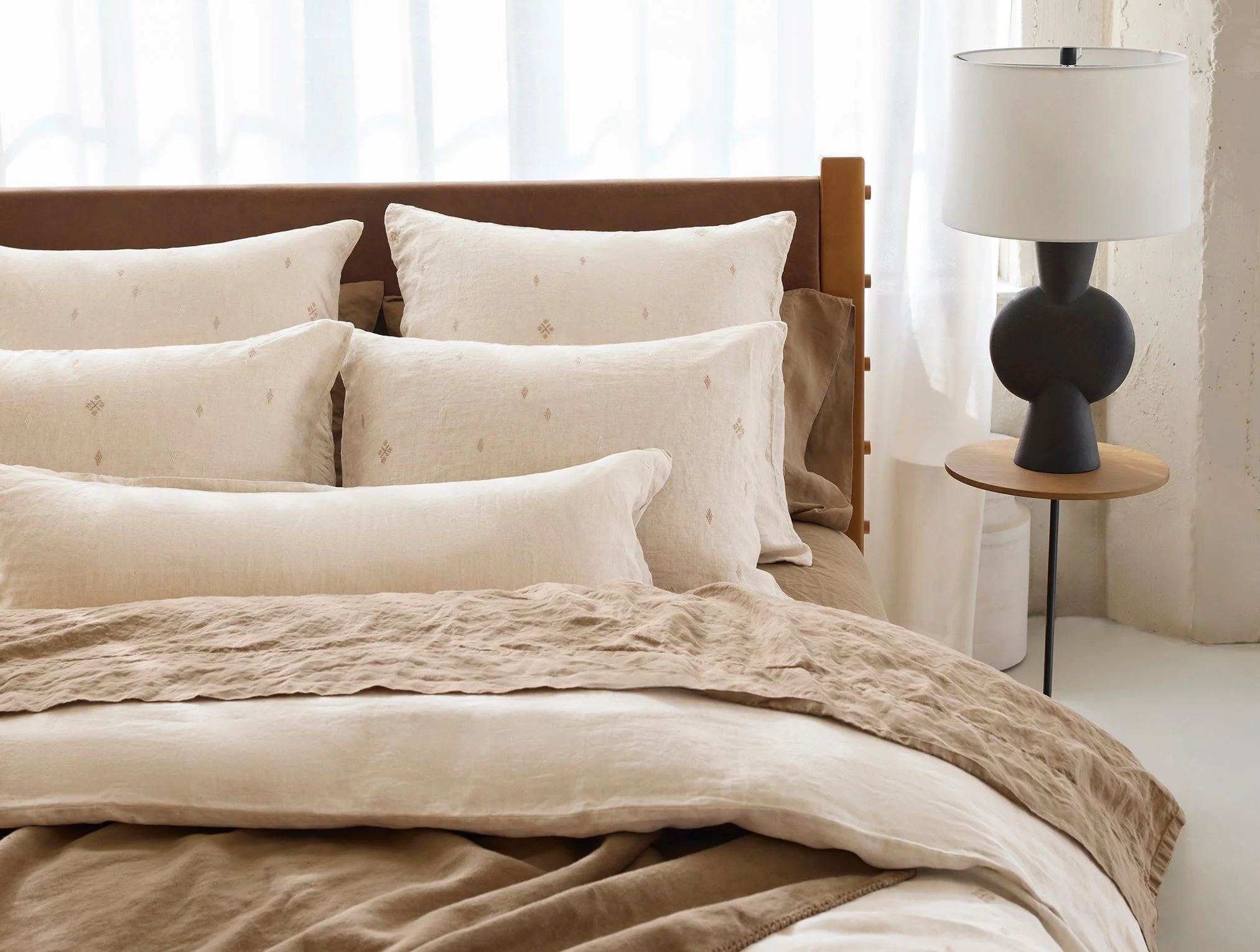 Coyuchi Cambria Embroidered Organic Linen Duvet Cover - Image 5