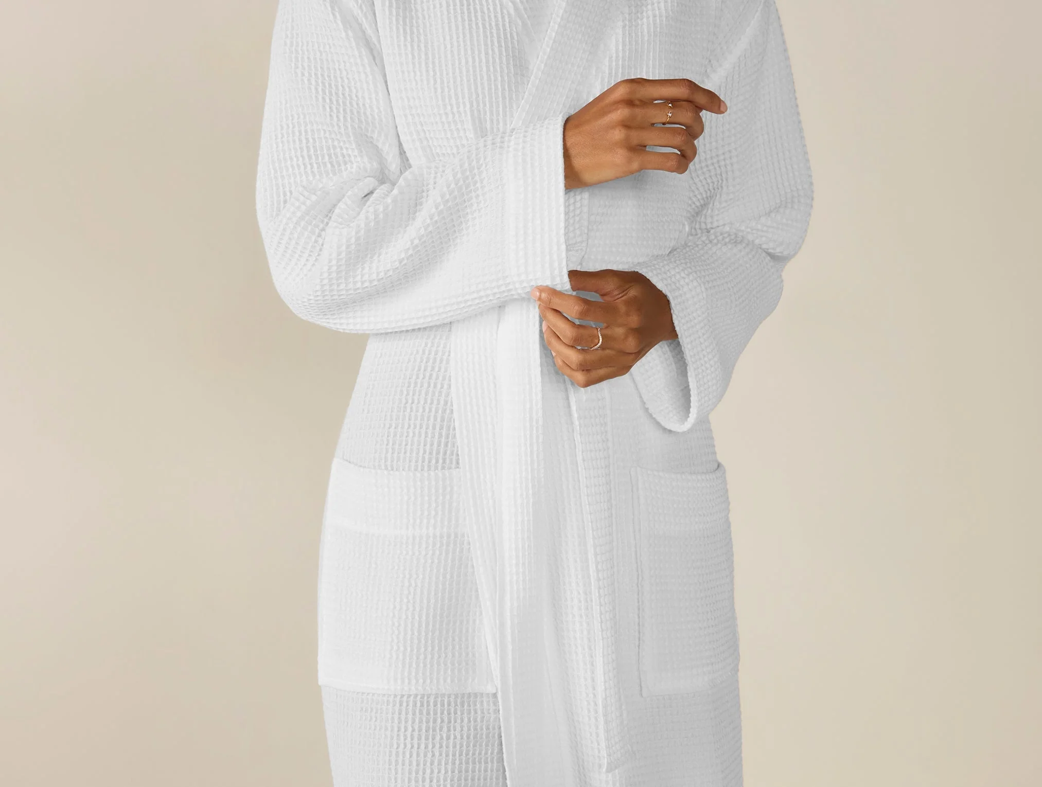 Coyuchi Unisex Organic Waffle Robe - Image 2