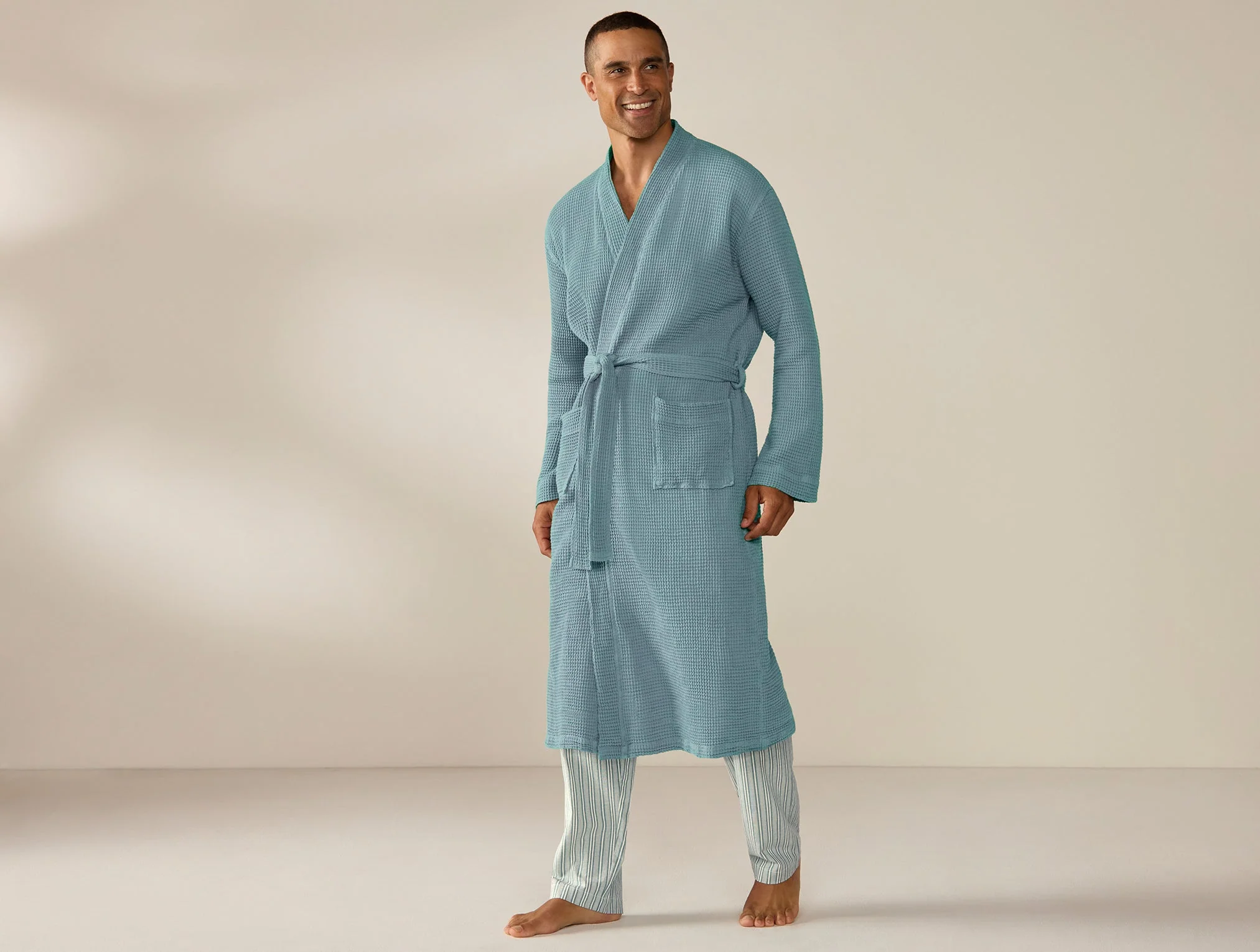 Coyuchi Unisex Organic Waffle Robe - Image 6