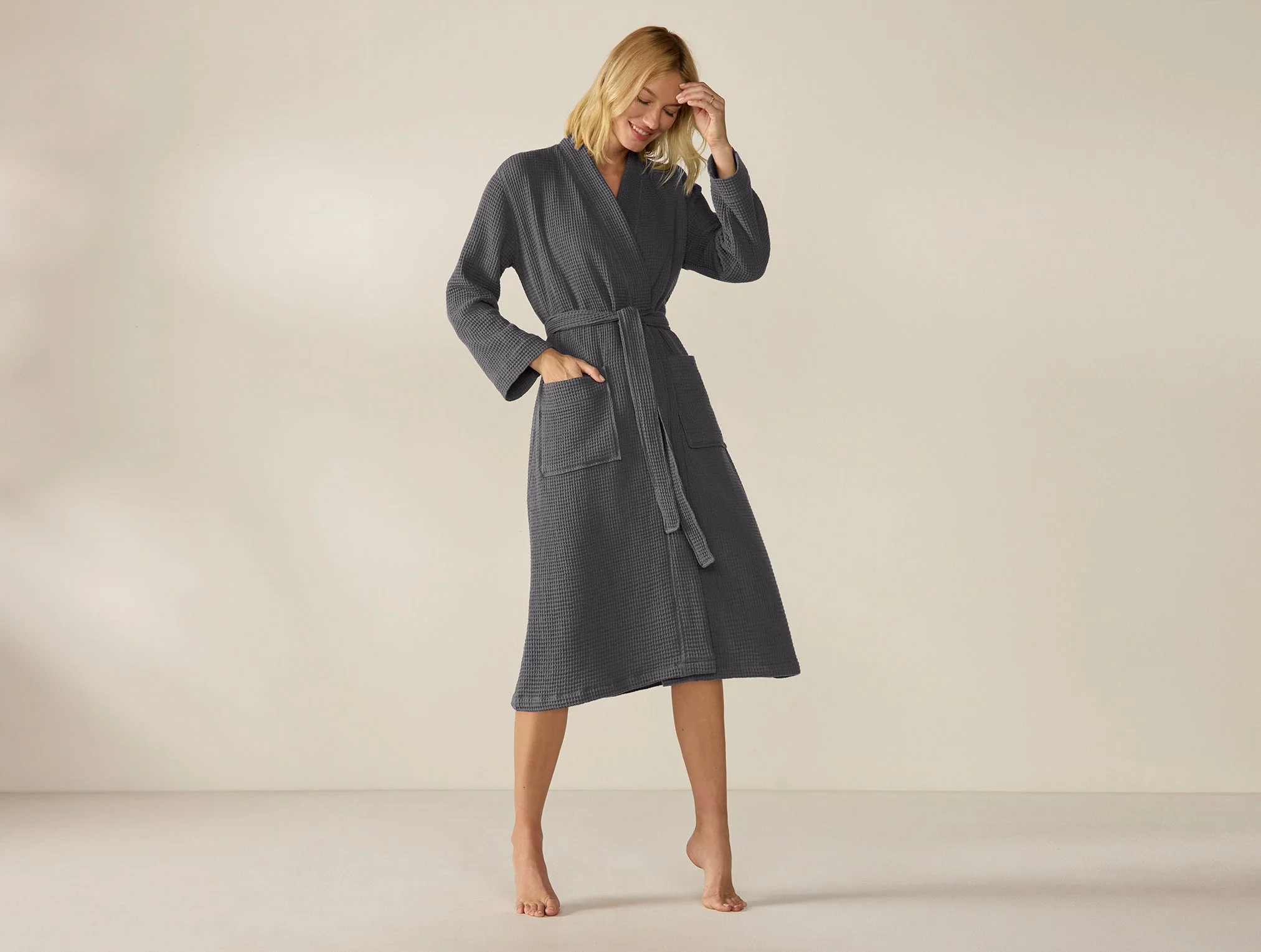 Coyuchi Unisex Organic Waffle Robe - Image 6