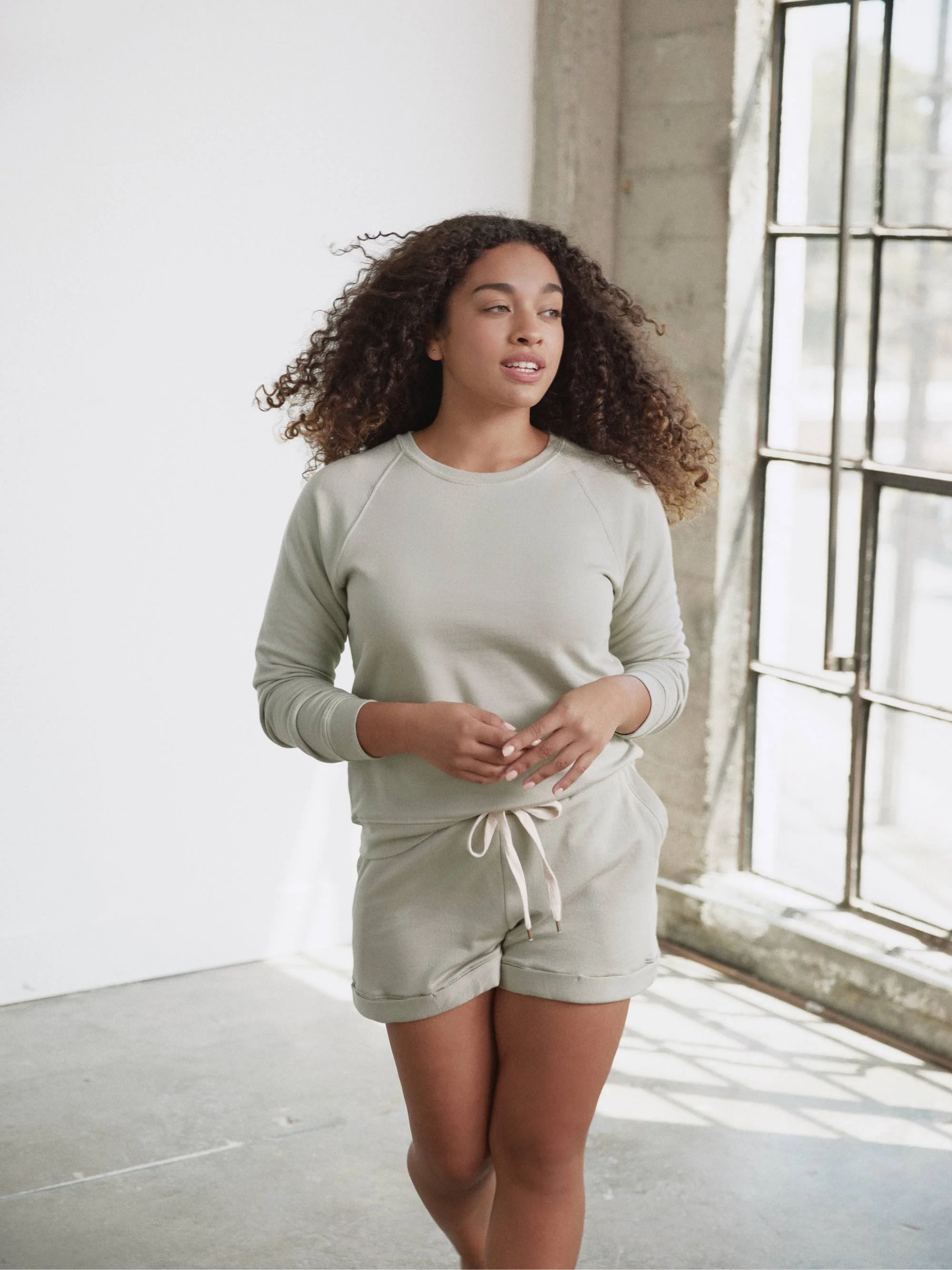 Fleece Crewneck Pullover Sweatshirt - Image 21