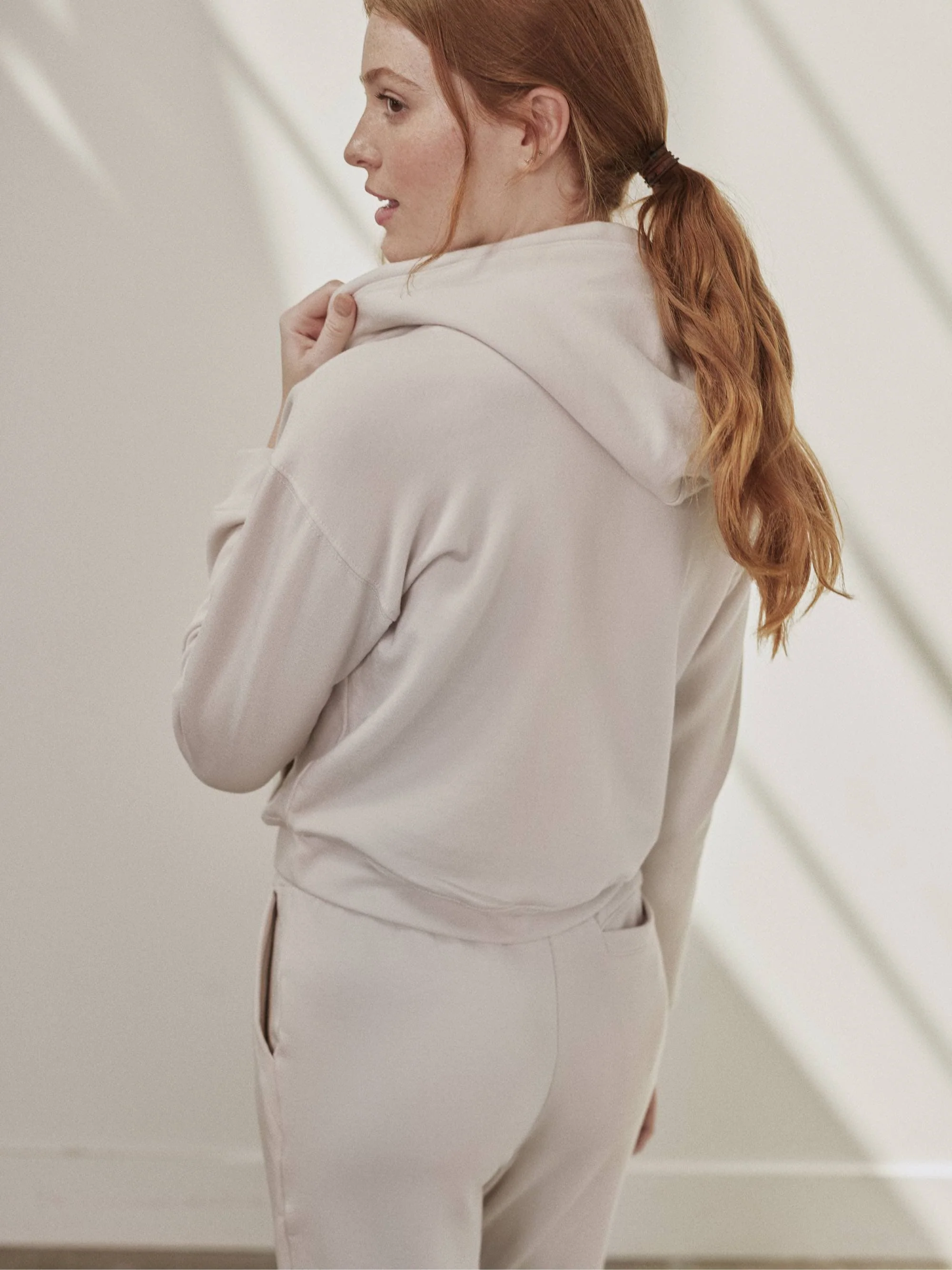 Fleece Cropped Hoodie - Image 5