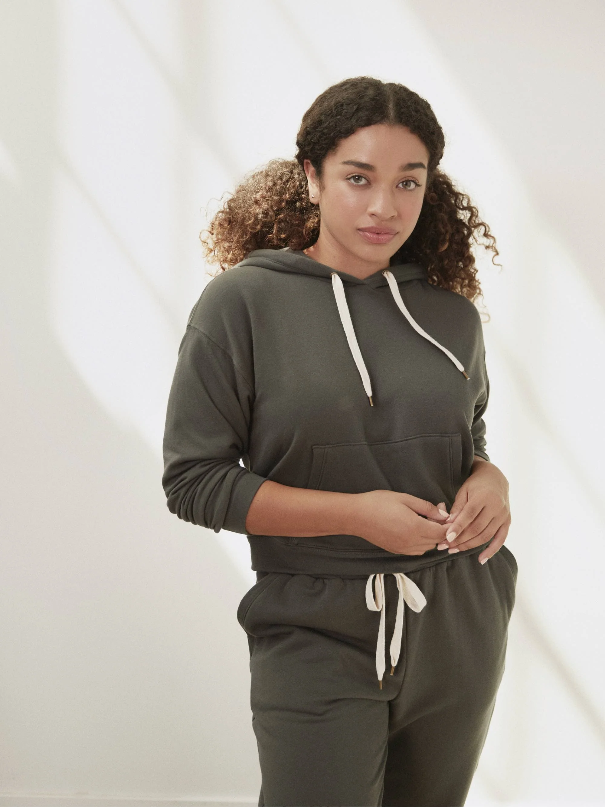 Fleece Cropped Hoodie - Image 9