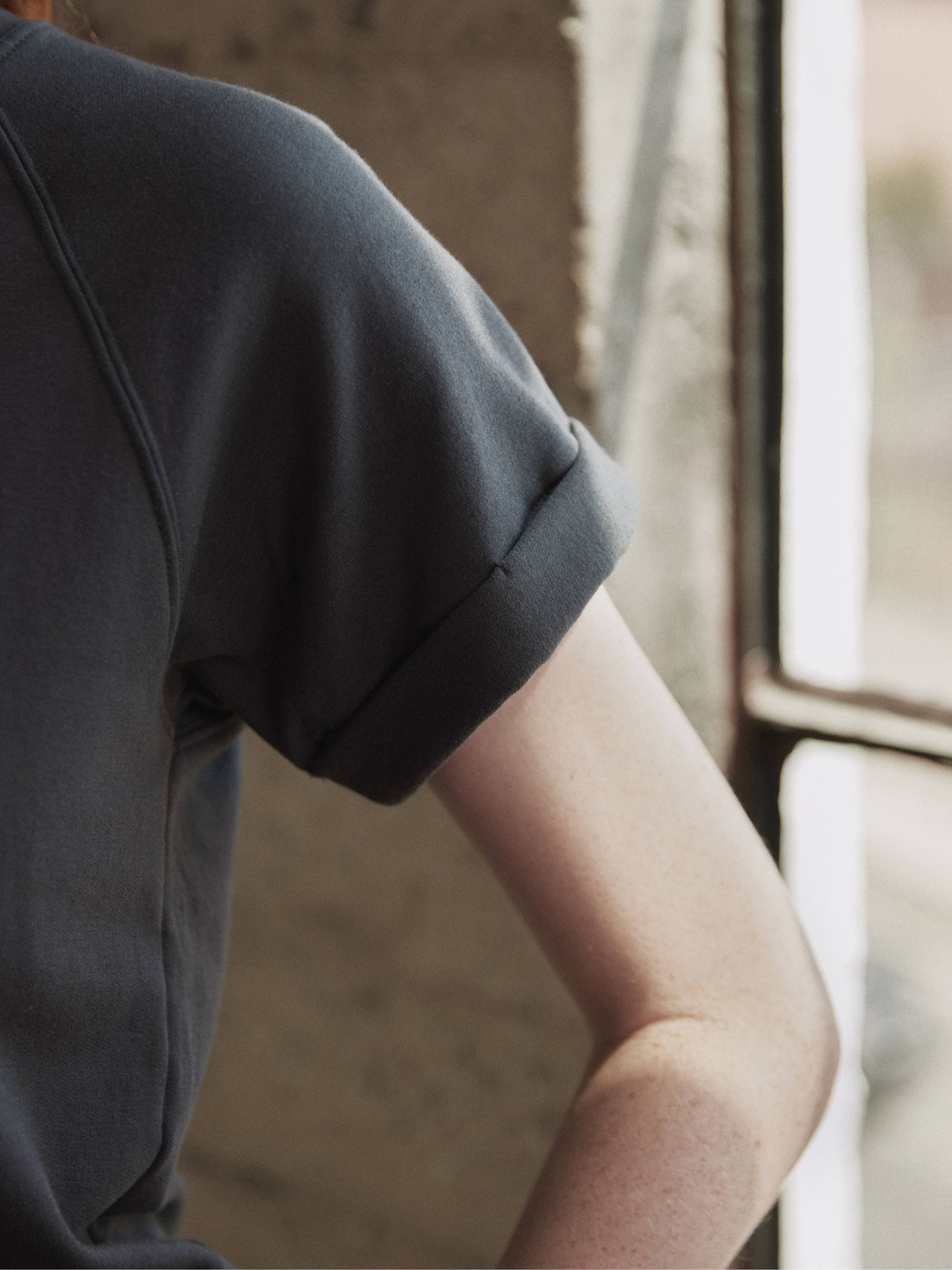 Fleece Roll Cuff Short Sleeve Sweatshirt - Image 12