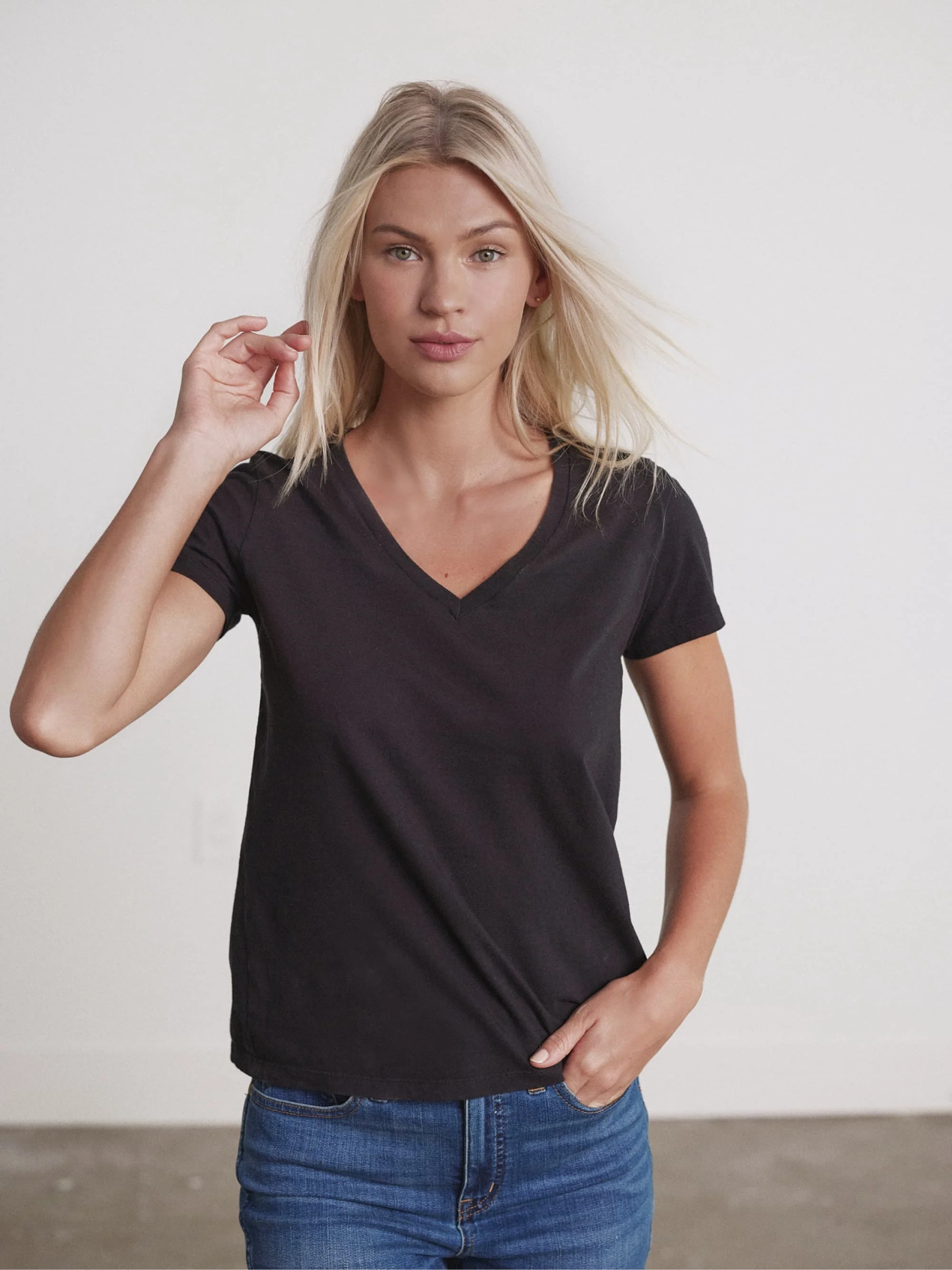 Organic V-Neck Tee - Image 4