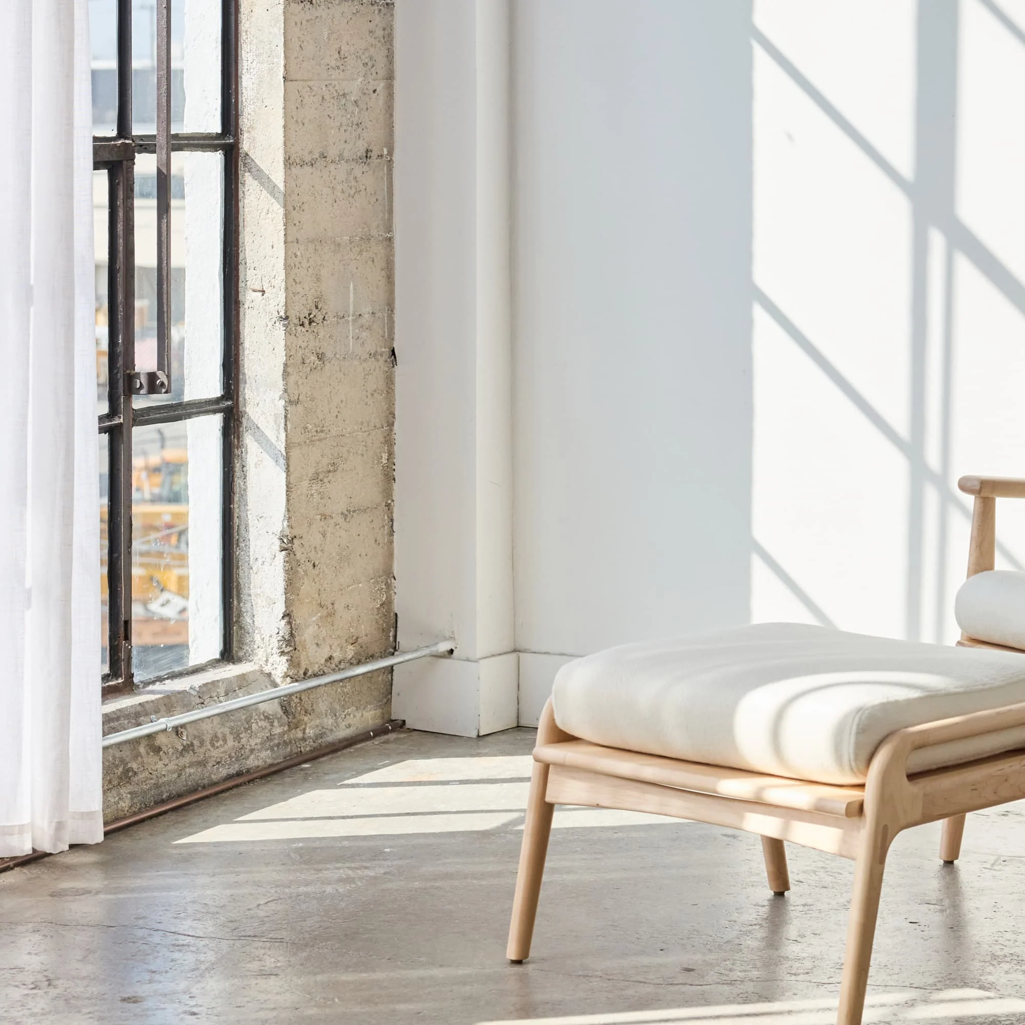 Lounge Chair and Ottoman - Image 8
