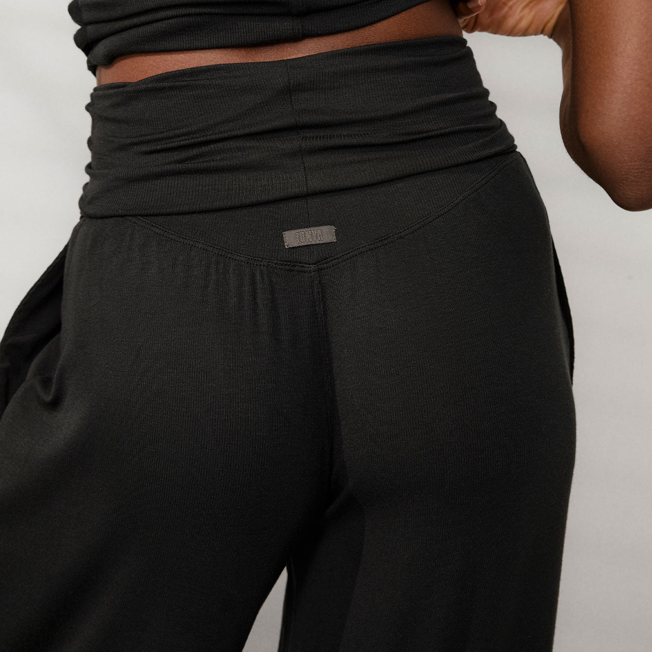 Lunya Soft Modal Rib Foldover Pant - Image 3