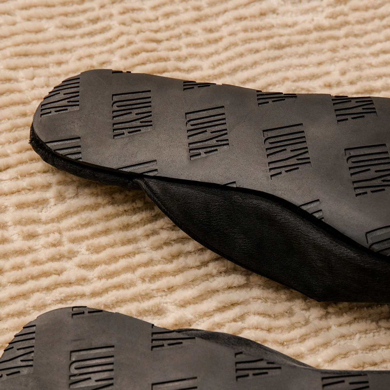 Lunya The Silk Slipper - Image 3