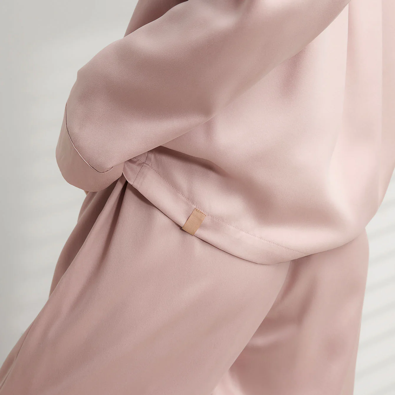 Lunya Washable Silk Long Sleeve Pant Set - Image 3