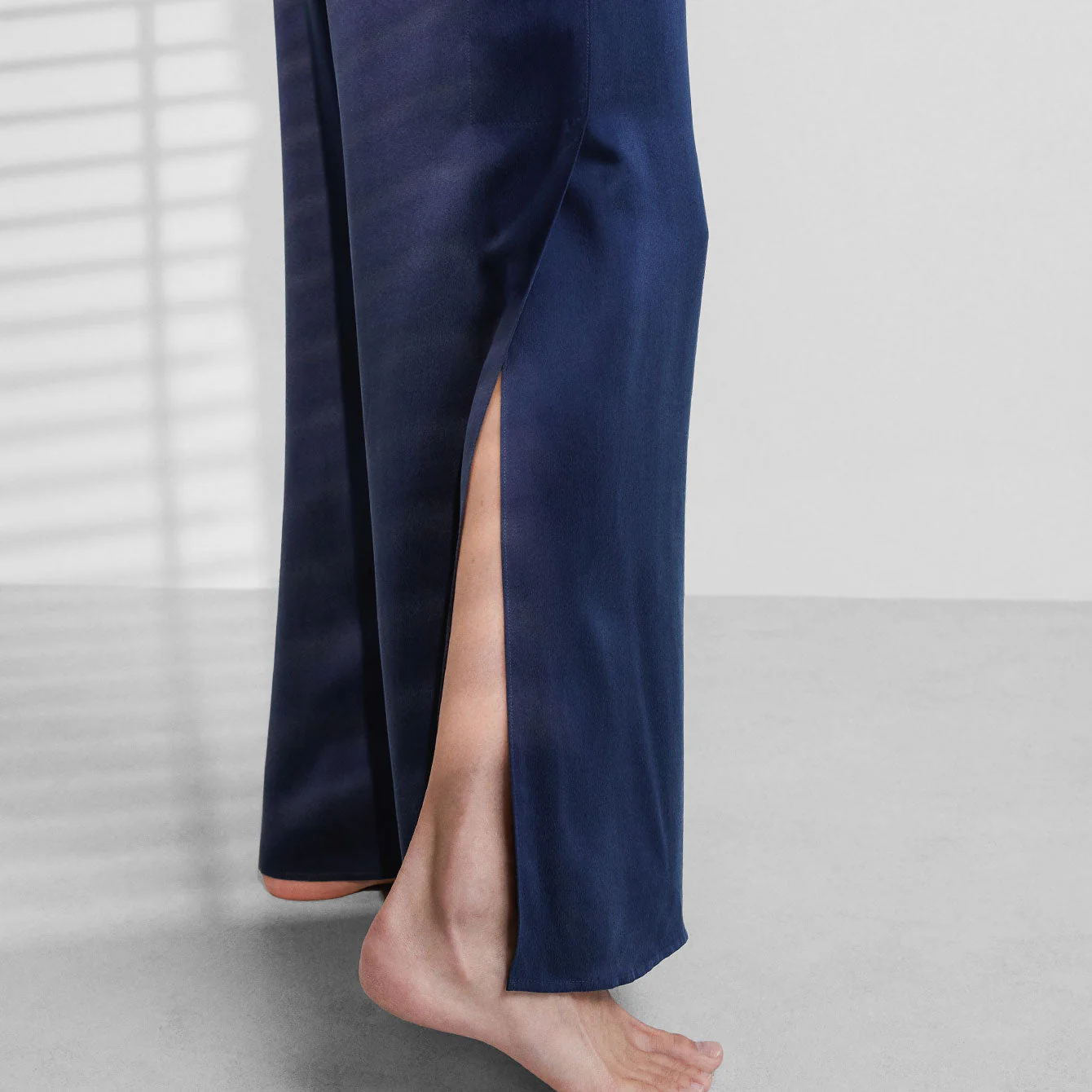 Lunya Washable Silk Tee Pant Set - Image 5