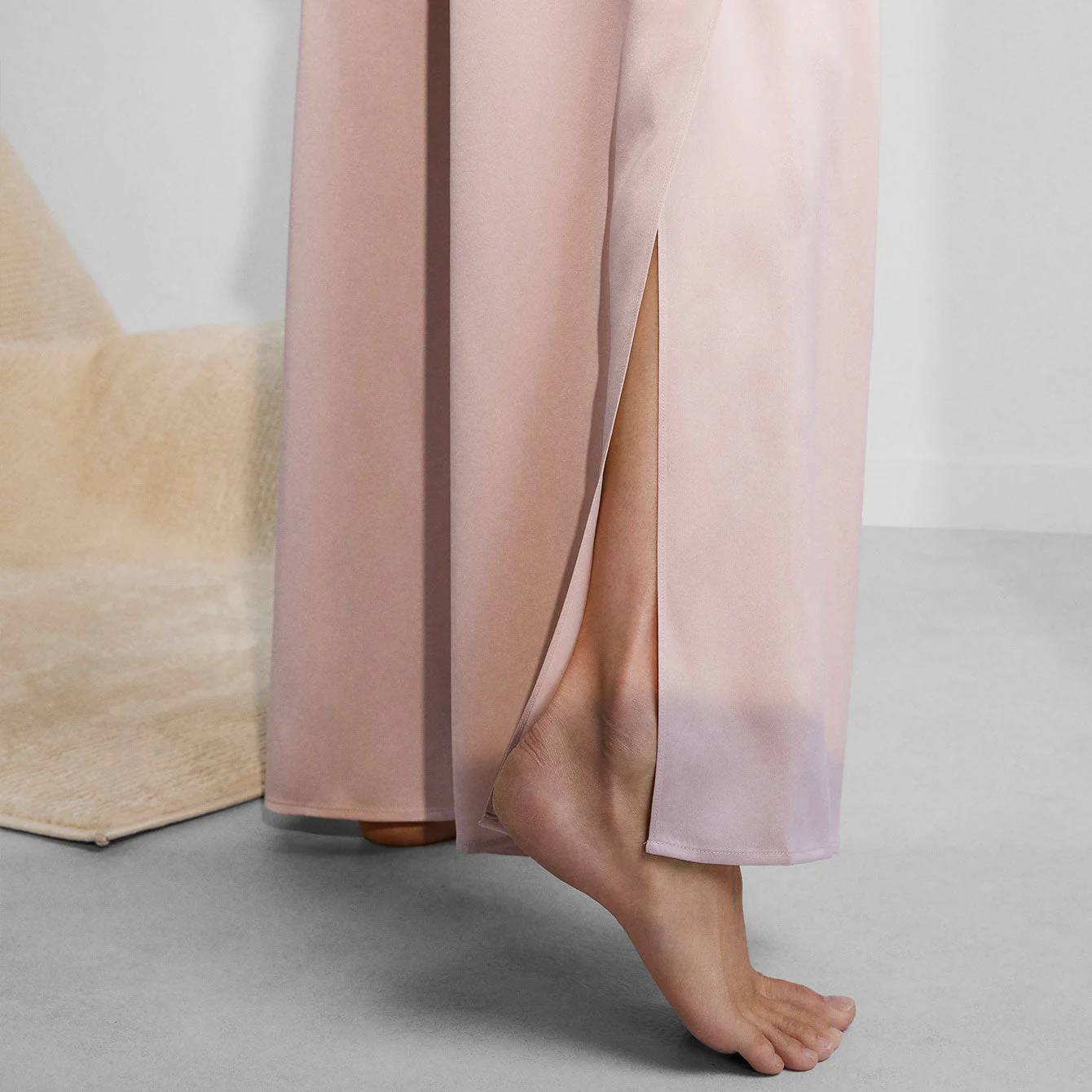 Lunya Washable Silk Tee Pant Set - Image 5