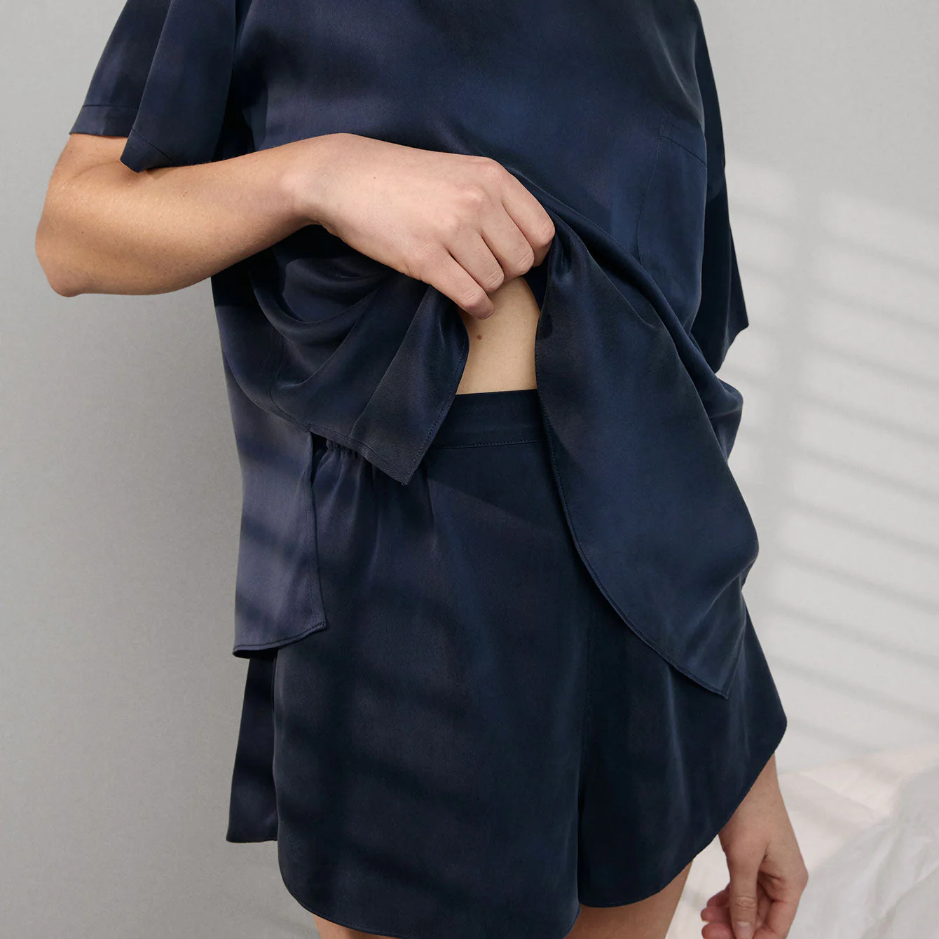 Lunya Washable Silk Tee Short Set - Image 3