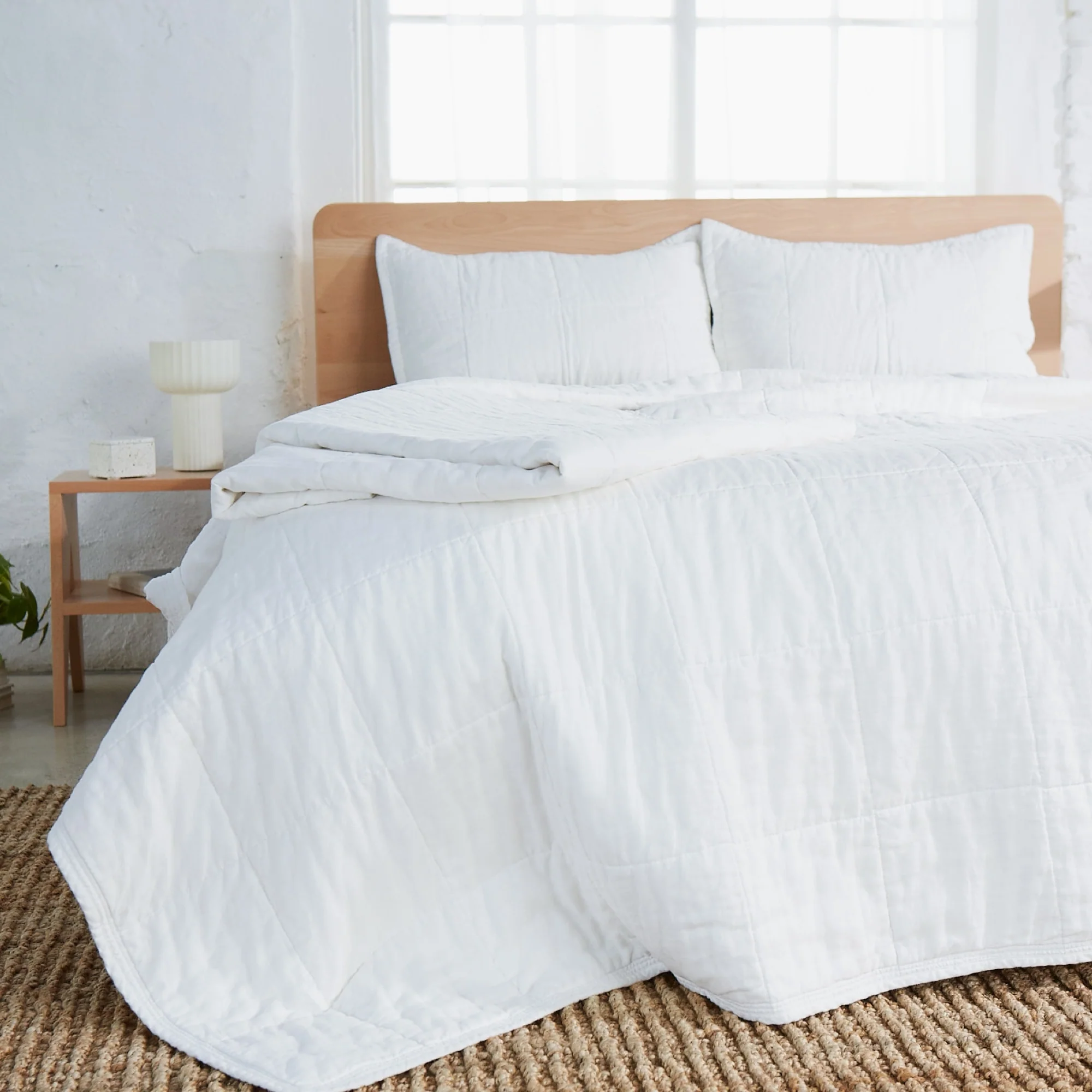 Natural Linen Quilt - Image 3