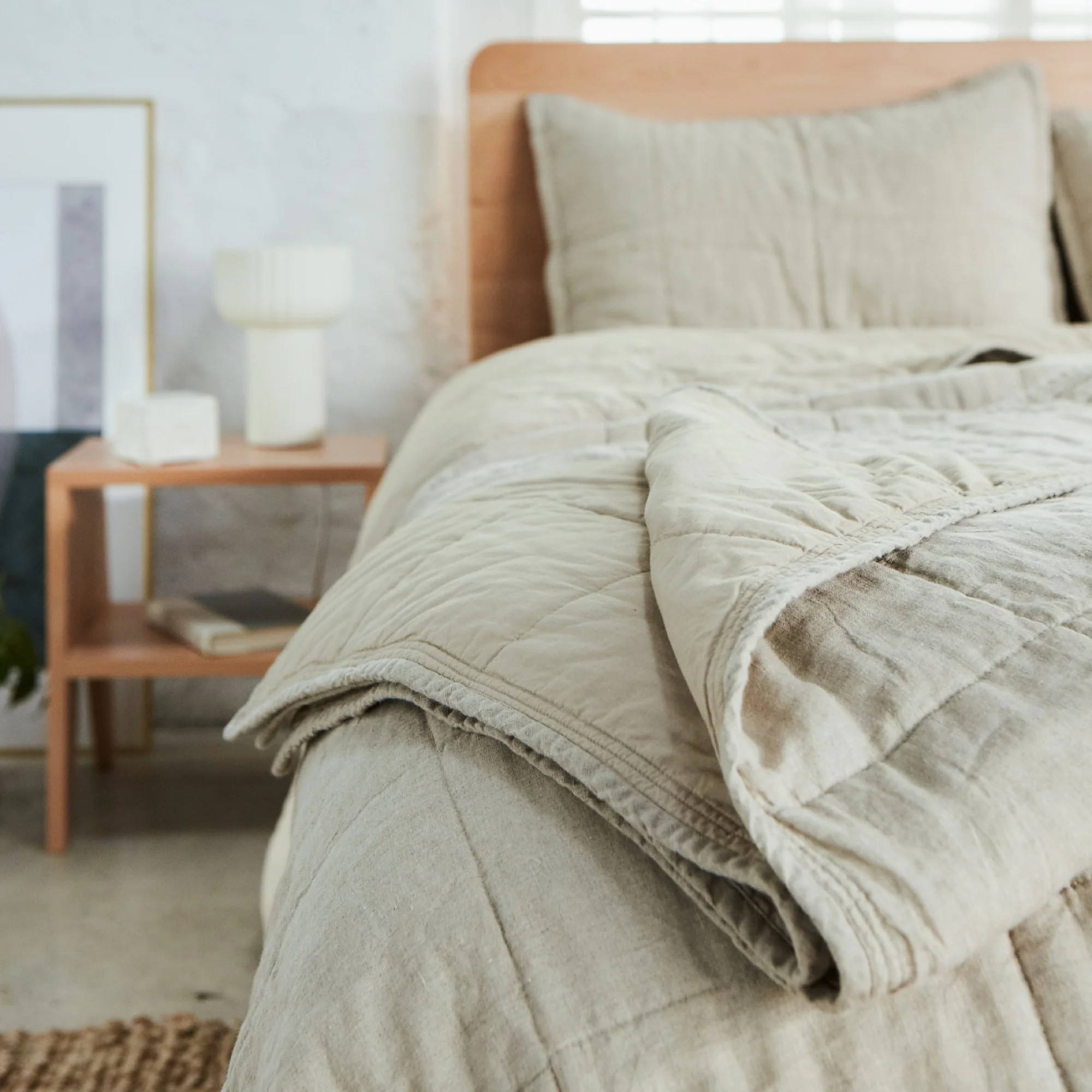 Natural Linen Quilt - Image 8