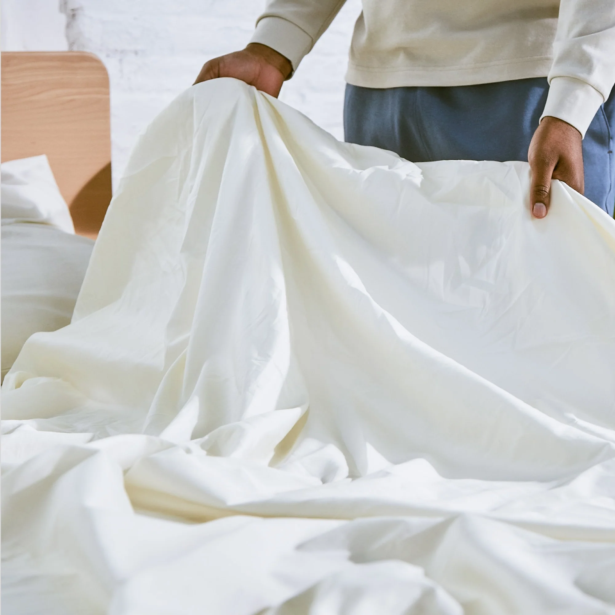 Sateen Organic Cotton Sheets 300TC - Image 3